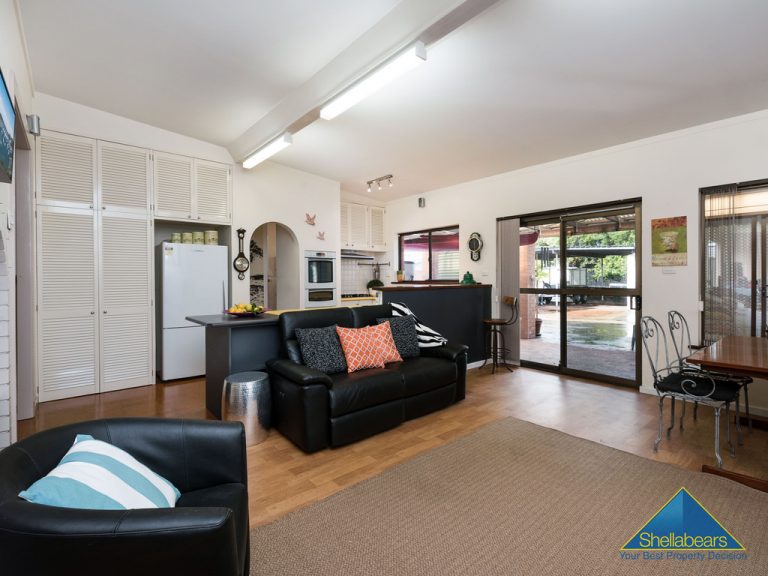 24 Willis Street gallery