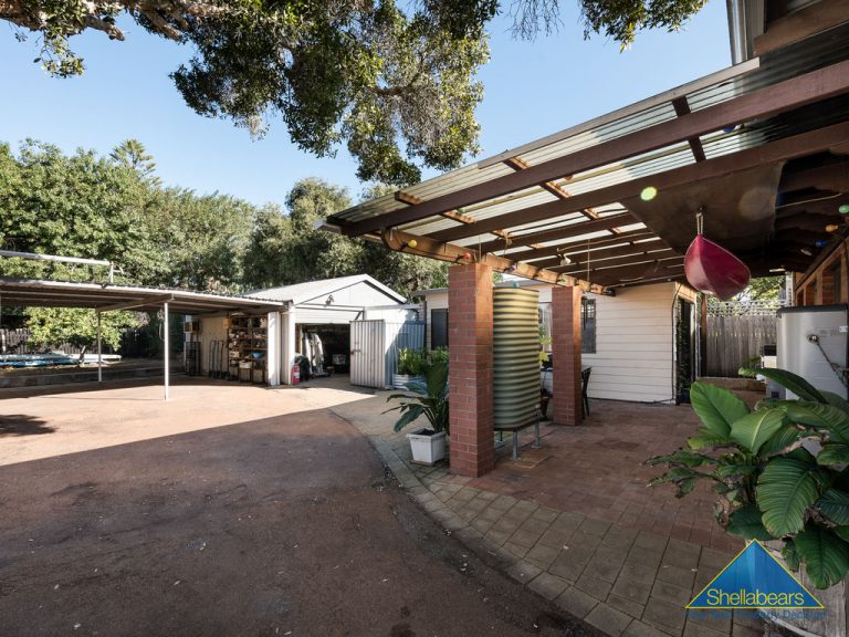 24 Willis Street gallery