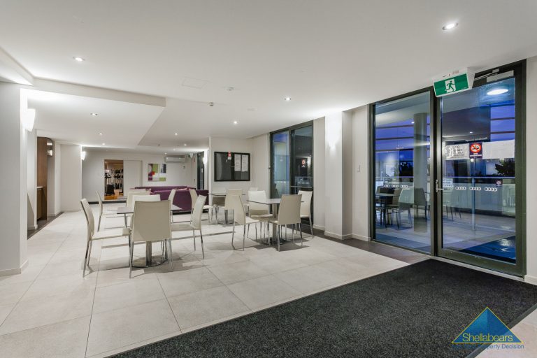 17/8 Hordern Street gallery