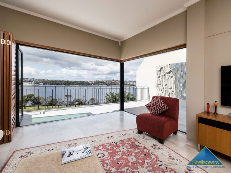 65 Rule Street gallery