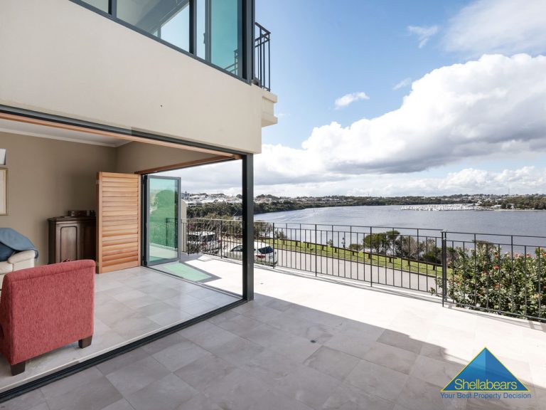 65 Rule Street gallery