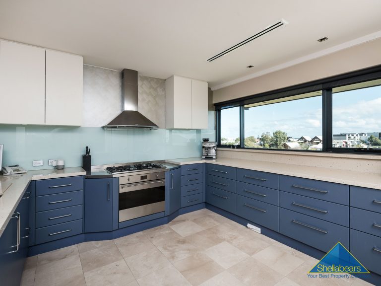 65 Rule Street gallery