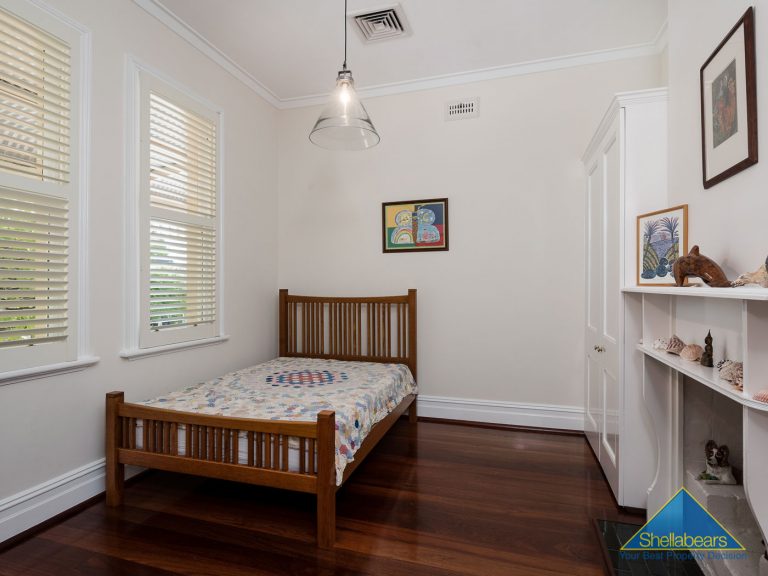 31 Reserve Street gallery