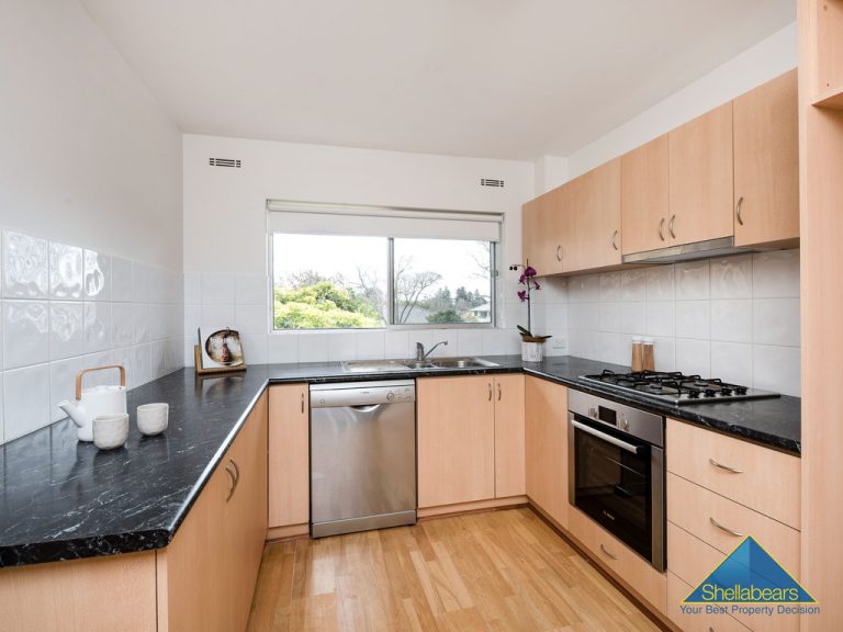 3/7 Victoria Avenue gallery