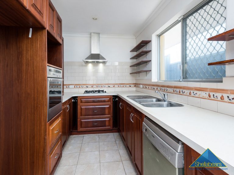 3A Winifred Street gallery