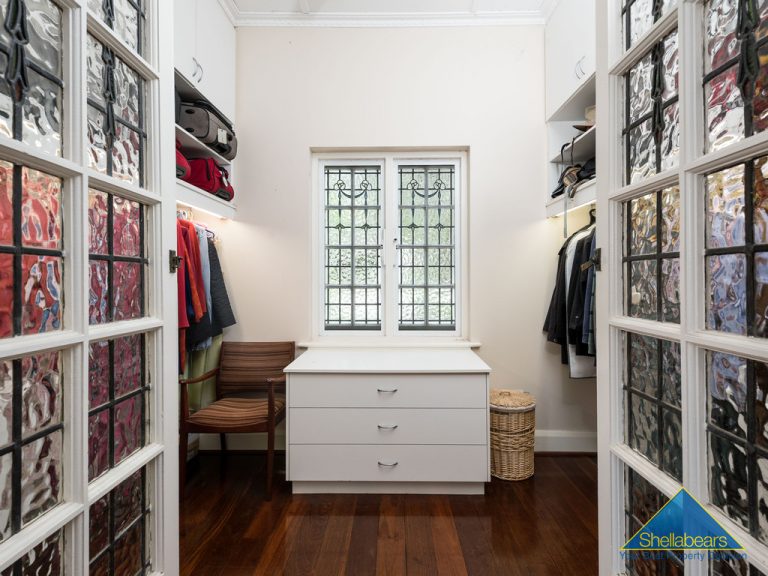 16 Barsden Street gallery