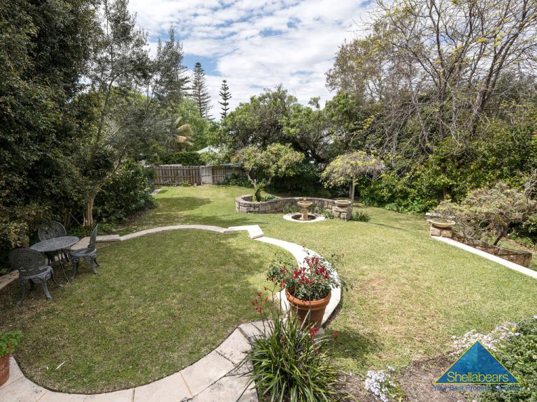 16 Barsden Street gallery