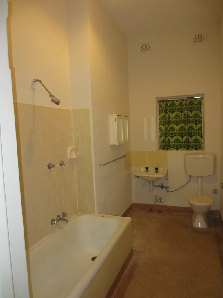 2/55 Stirling Highway gallery