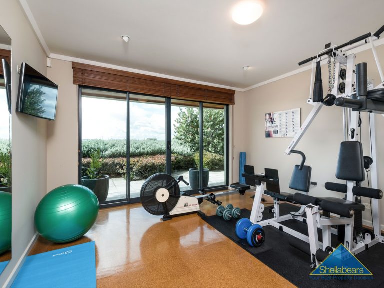 65 Rule Street gallery