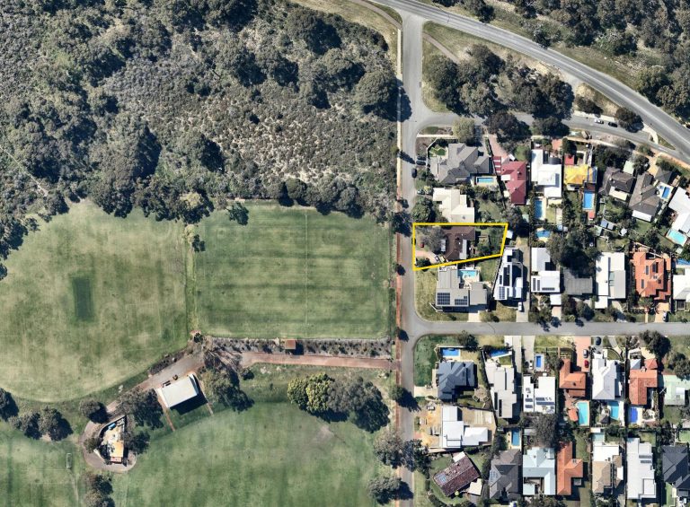 15 McClemans Road gallery