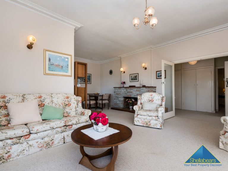 9 Napier Street gallery