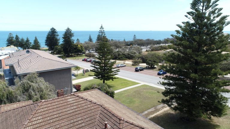 9 Napier Street gallery