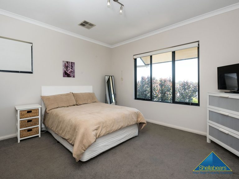 33A Mengler Avenue gallery