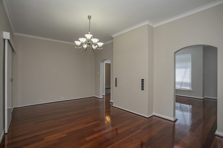 124 Waratah Avenue gallery