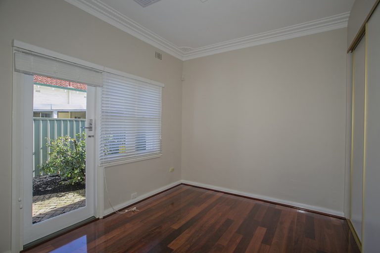 124 Waratah Avenue gallery