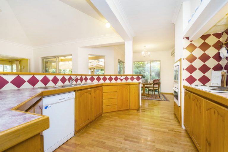 53 Somerset Crescent gallery