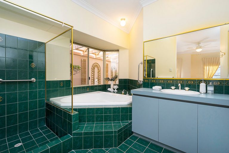 53 Somerset Crescent gallery