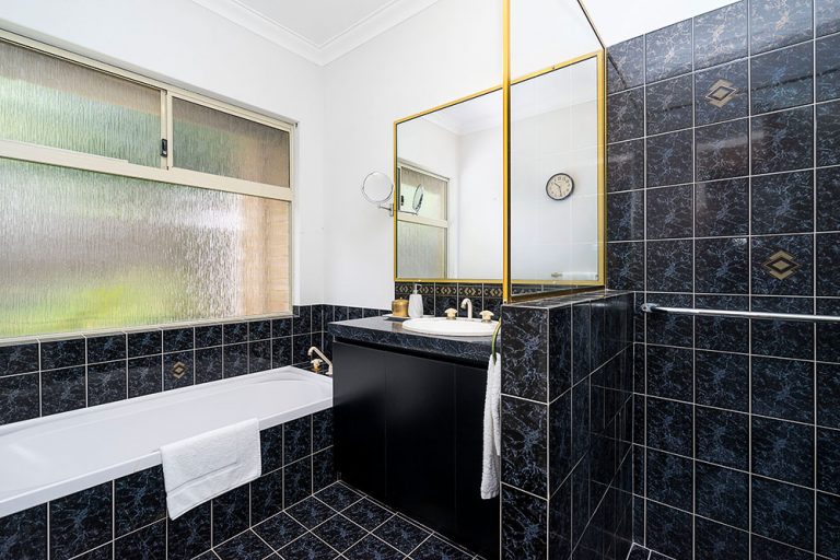 53 Somerset Crescent gallery