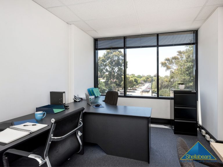 12/18 Stirling Highway gallery