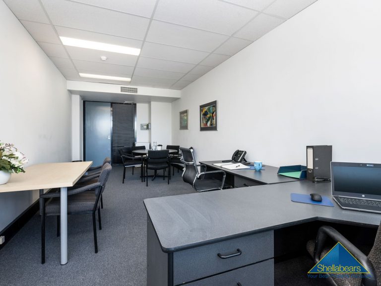 12/18 Stirling Highway gallery