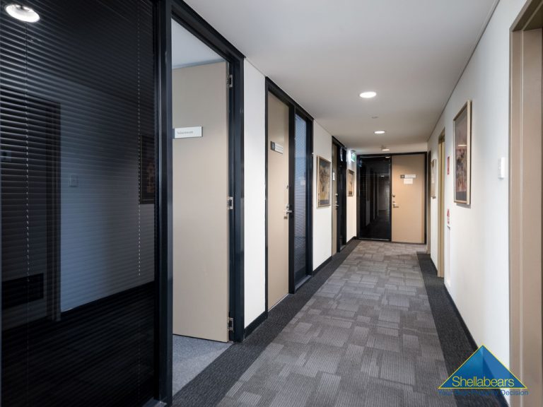 12/18 Stirling Highway gallery