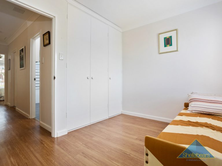 8/5 Salvado Street gallery