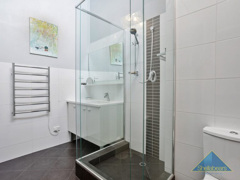 8/5 Salvado Street gallery