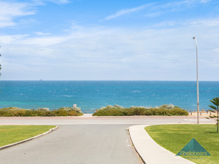 8/5 Salvado Street gallery