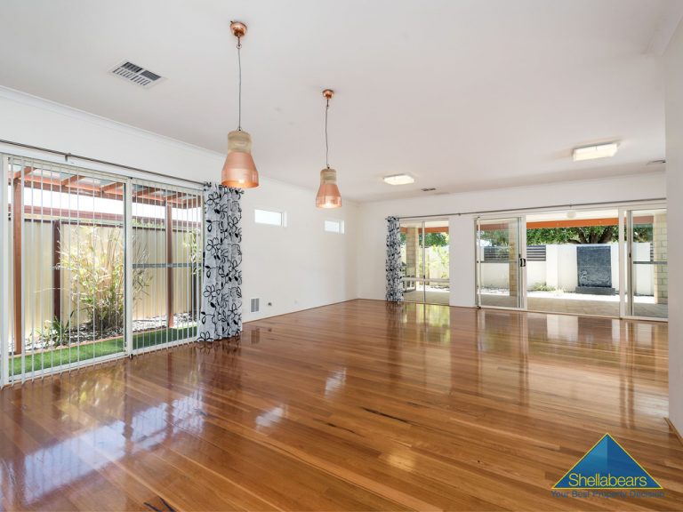 1 Langham Street gallery