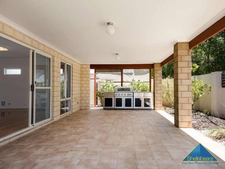 1 Langham Street gallery