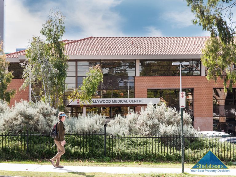 1 Langham Street gallery