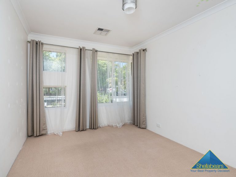 1 Langham Street gallery