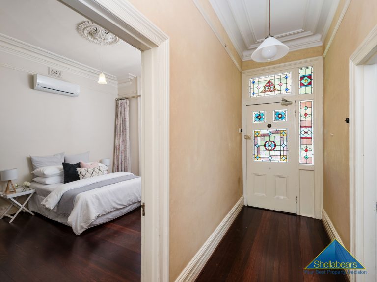 18 Reginald Street gallery