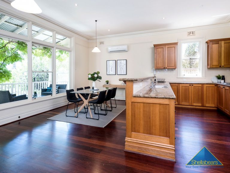 18 Reginald Street gallery