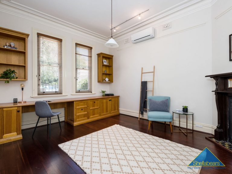 18 Reginald Street gallery