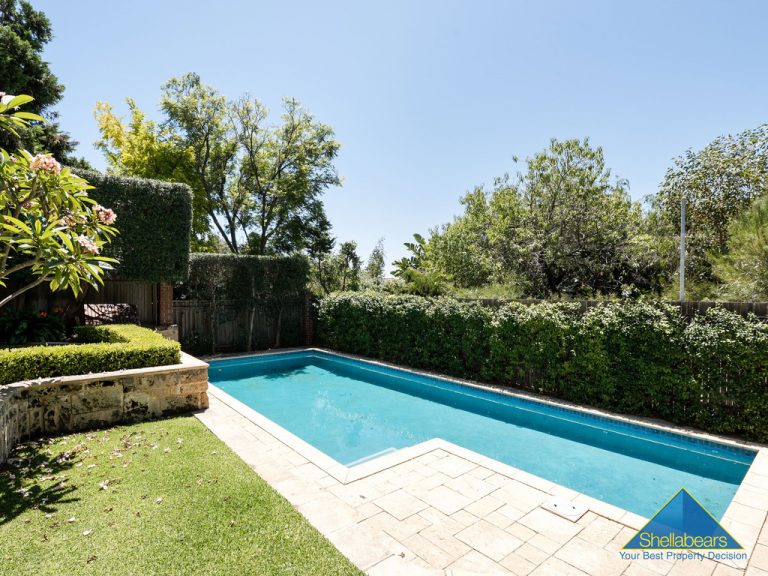 18 Reginald Street gallery