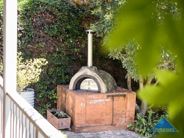 18 Reginald Street gallery