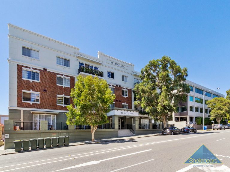 4/46-48 Havelock Street gallery