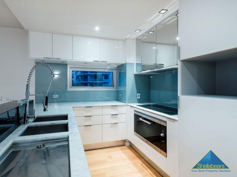 42/33 Malcolm Street gallery