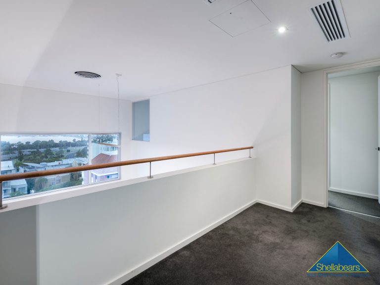 42/33 Malcolm Street gallery