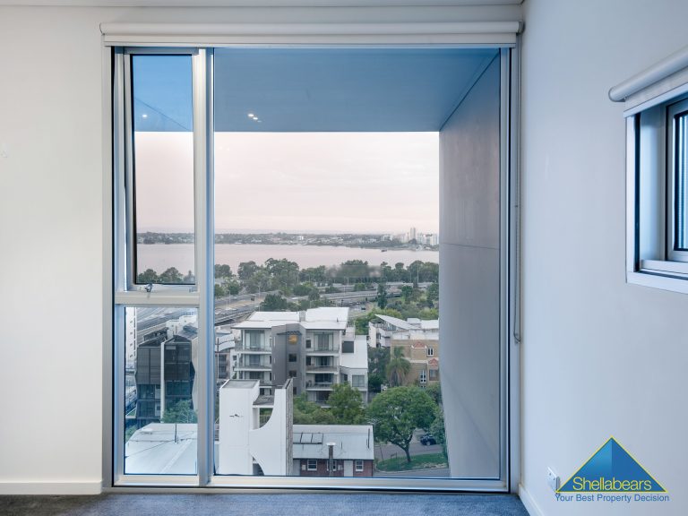 42/33 Malcolm Street gallery