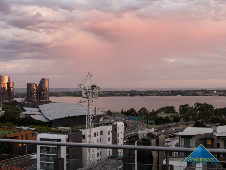 42/33 Malcolm Street gallery