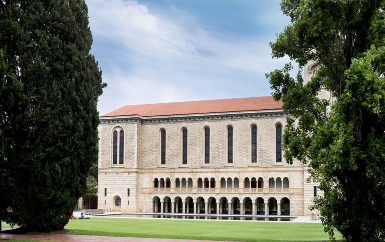 24/70-72 Broadway gallery