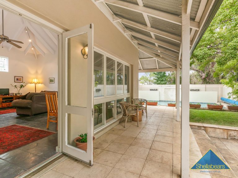 35 Griver Street gallery