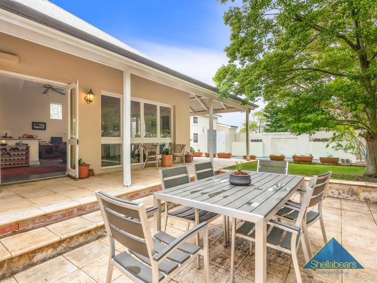 35 Griver Street gallery