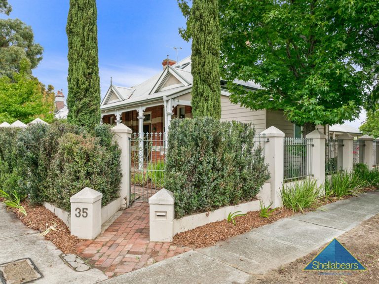 35 Griver Street gallery