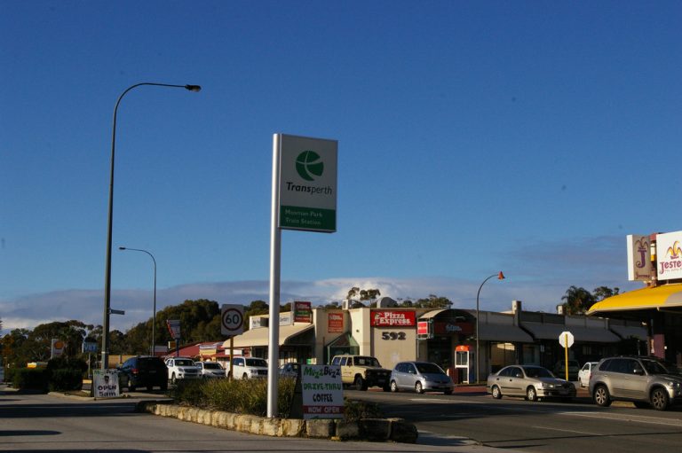 24 St Leonards Street gallery