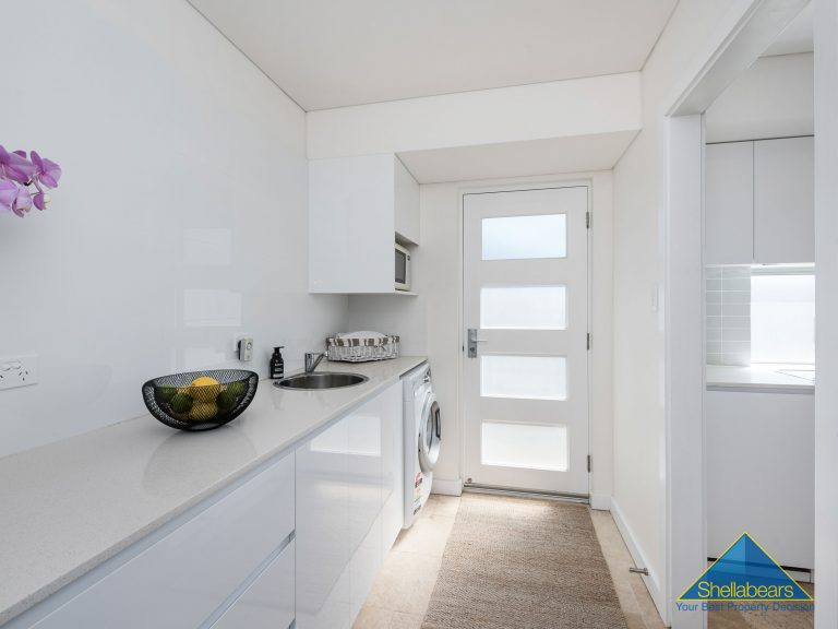 32 Ord Street gallery