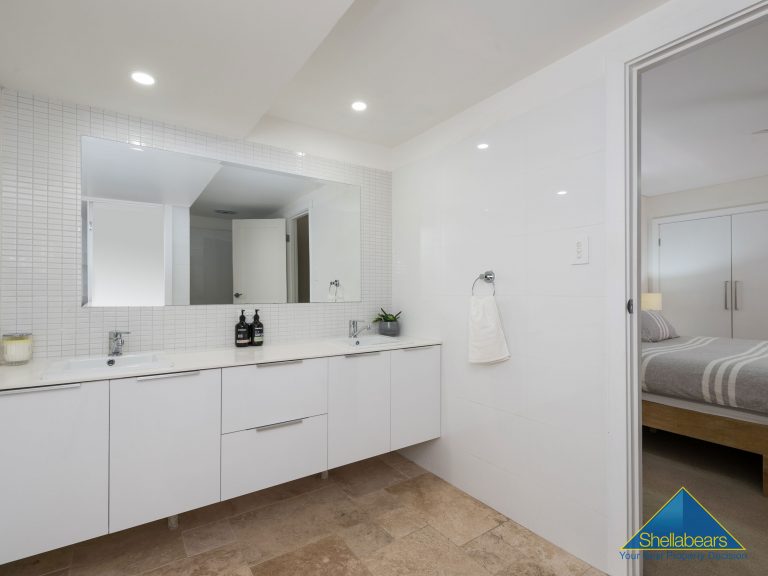 32 Ord Street gallery