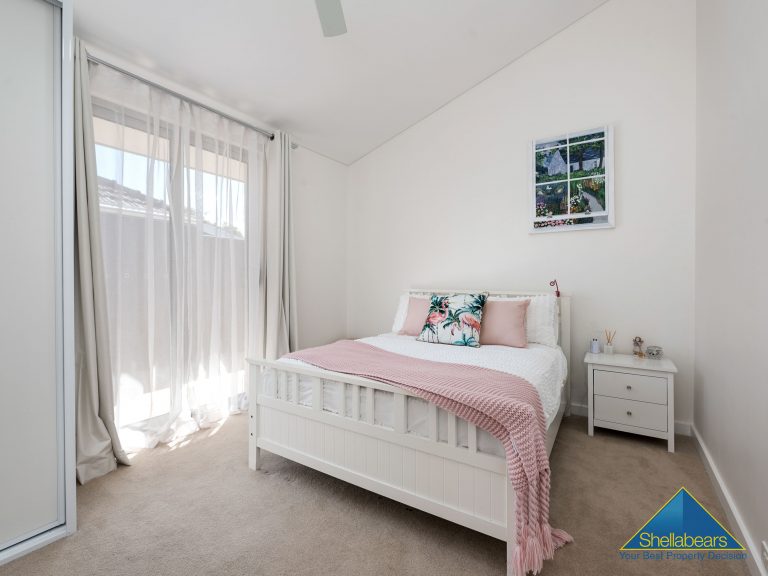 32 Ord Street gallery